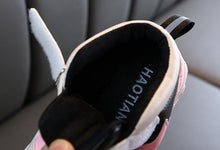 Load image into Gallery viewer, Pink and Black Canvas Sports Shoes