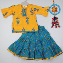 Load image into Gallery viewer, Yellow And Teal Sharara Top Set