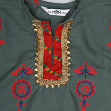 Load image into Gallery viewer, Moss And Red Sharara Top Set