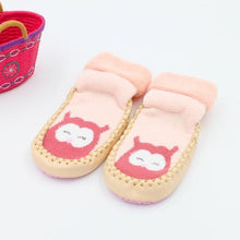 Load image into Gallery viewer, Socks with a Soul- Wise Little Owl