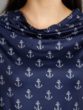 Load image into Gallery viewer, Neckline Detail