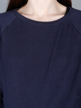 Load image into Gallery viewer, Neckline detail