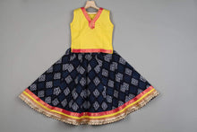 Load image into Gallery viewer, Indigo and Yellow Lehenga Set