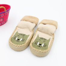 Load image into Gallery viewer, Socks with a Soul- Kit Cat