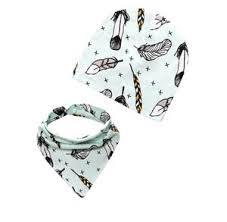 Dream Feathers Bib and Cap Set