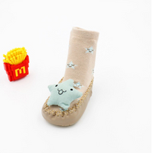 Load image into Gallery viewer, Socks with a Soul- Moon Star